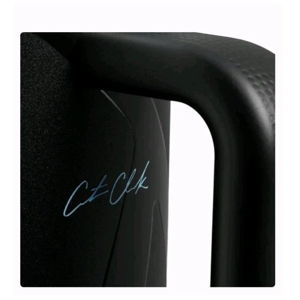STANLEY  X‎ CAITLIN CLARK QUENCHER PROTOUR FLIP STRAW TUMBLER 40 Oz In Hand - Picture 4 of 4